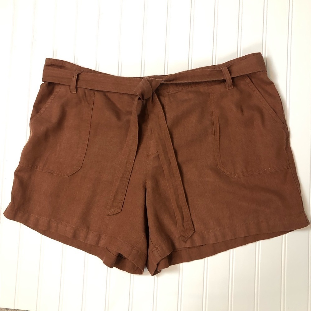 SOUND STYLE Women's Linen and Rayon Copper Color Belted Shorts Size XL